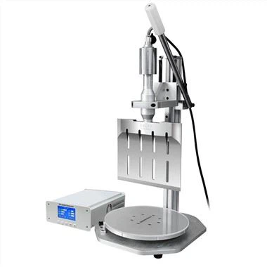 Cutter cu ultrasunete de tort